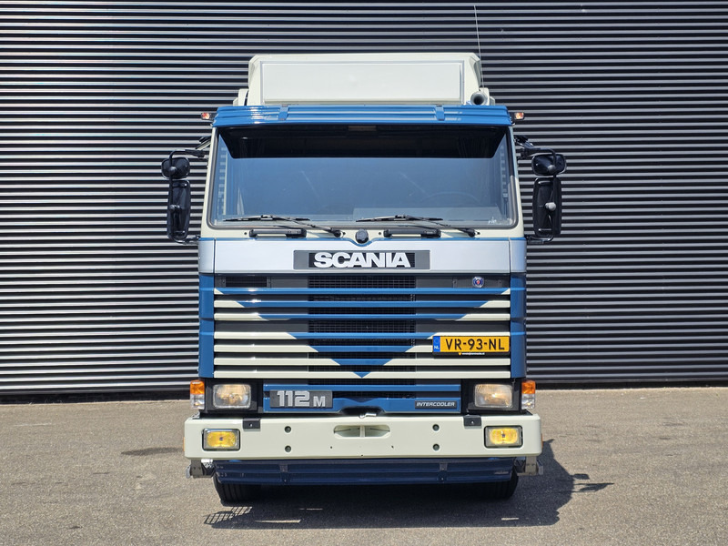 Scania R 112M 4x2 / TOPCONDITION / UNIQUE - Cabeza tractora: foto 2 Scania R 112M 4x2 / TOPCONDITION / UNIQUE - Cabeza tractora: foto 2