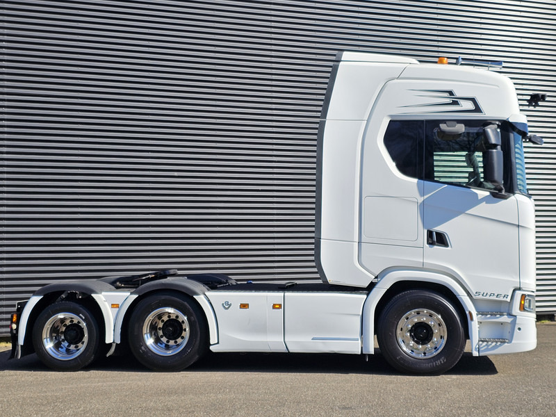 Scania S580 V8 6X2 BOOGIE / FULL AIR / RETARDER - Cabeza tractora: foto 4 Scania S580 V8 6X2 BOOGIE / FULL AIR / RETARDER - Cabeza tractora: foto 4
