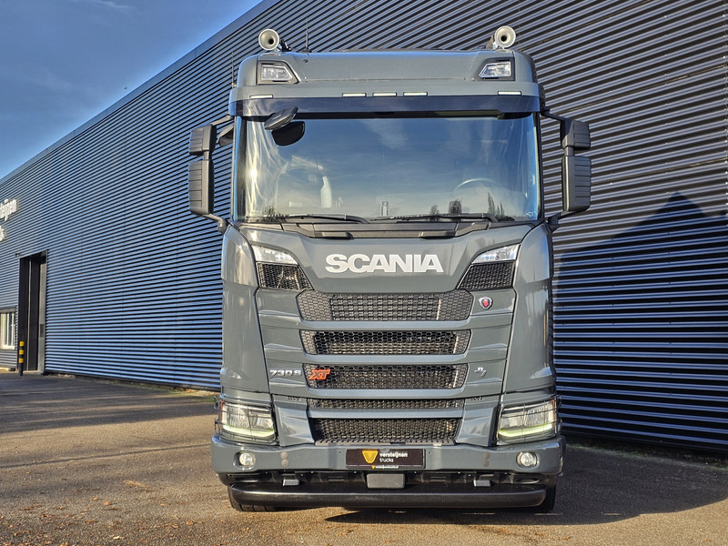 Scania S730 V8 6x4 / HYDRAULIC / FULL AIR / RETARDER - Cabeza tractora: foto 4 Scania S730 V8 6x4 / HYDRAULIC / FULL AIR / RETARDER - Cabeza tractora: foto 4
