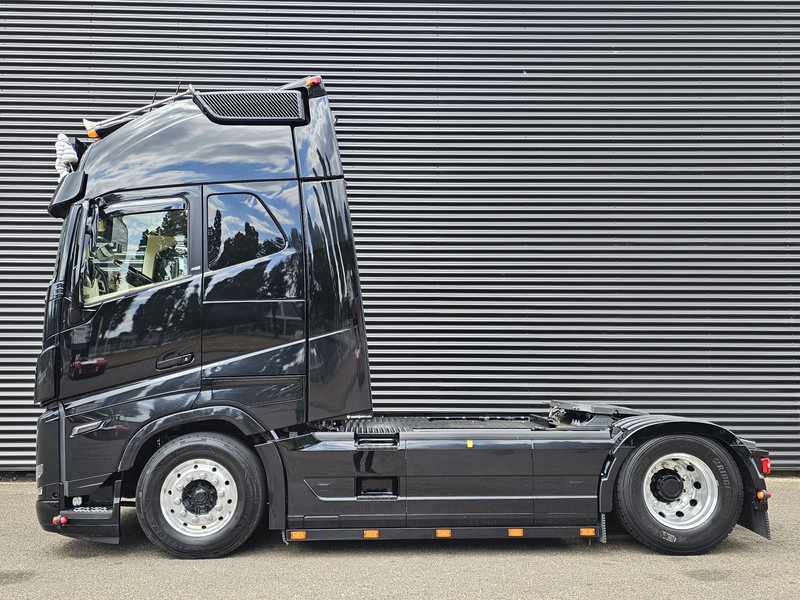 Volvo FH 16.650 4x2 / XL / FULL AIR / RETARDER / I PARK COOL / - Cabeza tractora: foto 5 Volvo FH 16.650 4x2 / XL / FULL AIR / RETARDER / I PARK COOL / - Cabeza tractora: foto 5