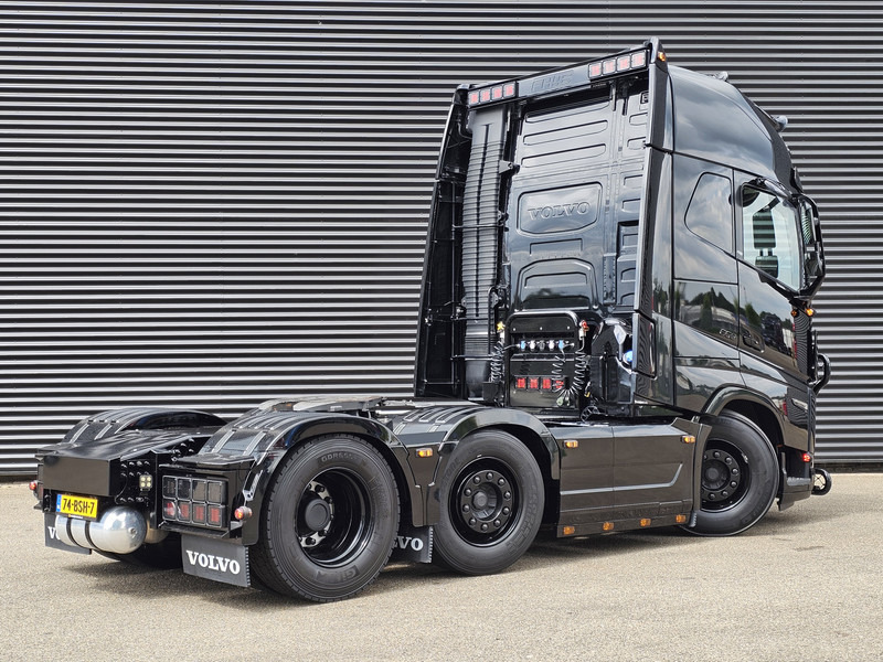 Volvo FH 16.650 6x2-4 / FULL AIR / RETARDER / HYDRAULIC - Cabeza tractora: foto 2 Volvo FH 16.650 6x2-4 / FULL AIR / RETARDER / HYDRAULIC - Cabeza tractora: foto 2