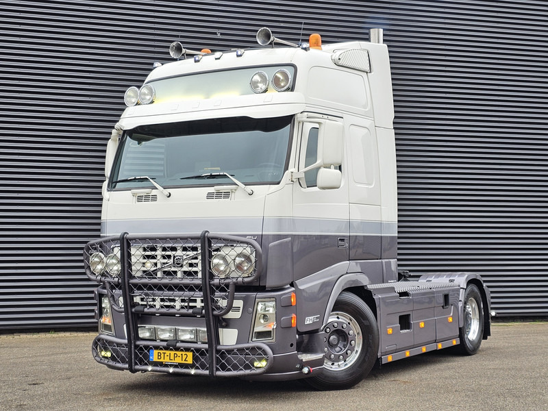 Volvo FH400 / SHOWTRUCK / SPECIAL / EXHAUST VALVE / 4X2 - Cabeza tractora: foto 1 Volvo FH400 / SHOWTRUCK / SPECIAL / EXHAUST VALVE / 4X2 - Cabeza tractora: foto 1