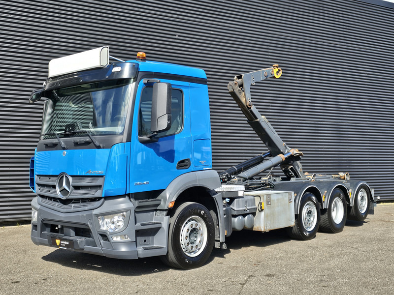Camión multibasculante Mercedes-Benz Antos 3546 / 8x2/6 / HOOKLIFT / ABROLLKIPPER: foto 1