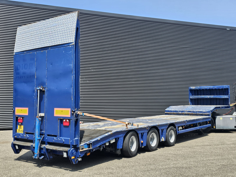 Nooteboom OSD-48-03/L / MACHINE / HYDRAULIC RAMP / HEFTRUCK - Semirremolque góndola rebajadas: foto 2 Nooteboom OSD-48-03/L / MACHINE / HYDRAULIC RAMP / HEFTRUCK - Semirremolque góndola rebajadas: foto 2