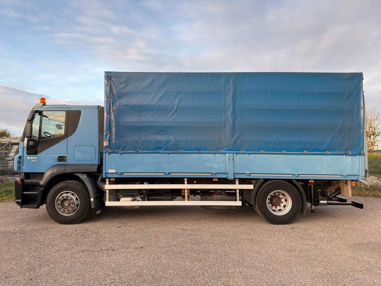 Camión lona Iveco 190S36/9 Stralis Pritsche & Hebebühne 3 to. TOP: foto 12