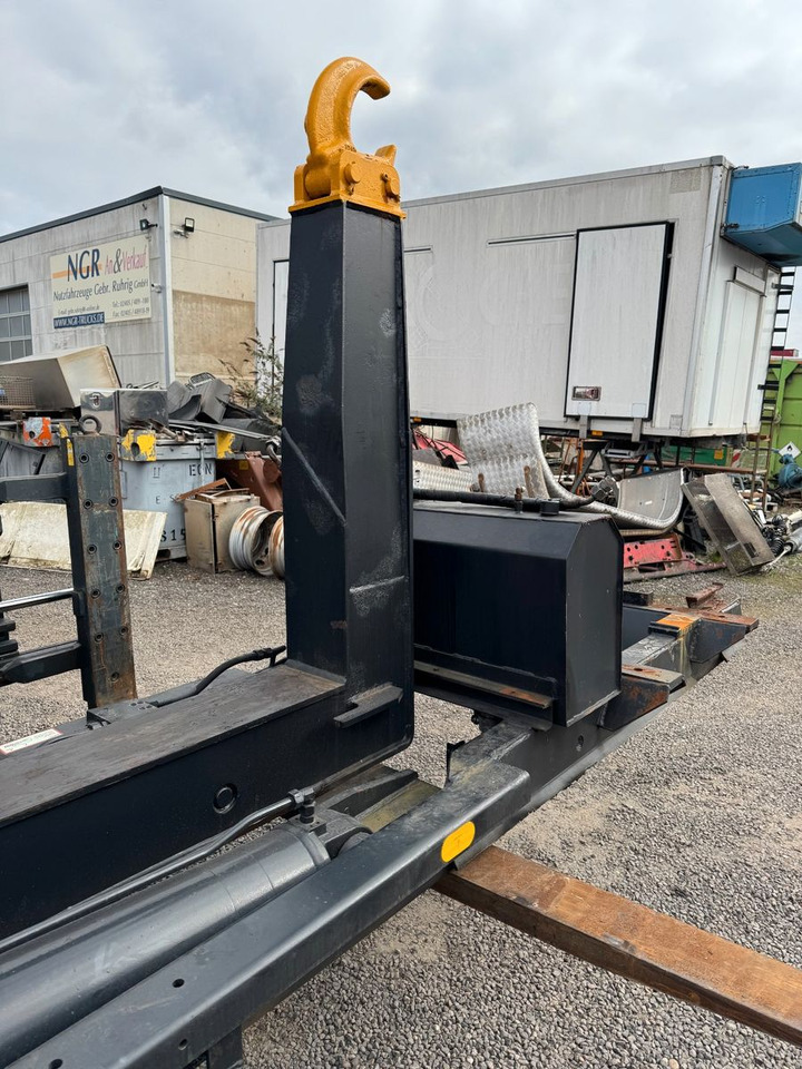 Marell Abrollkipperaufbau 3 Achser - Camión multibasculante: foto 1 Marell Abrollkipperaufbau 3 Achser - Camión multibasculante: foto 1