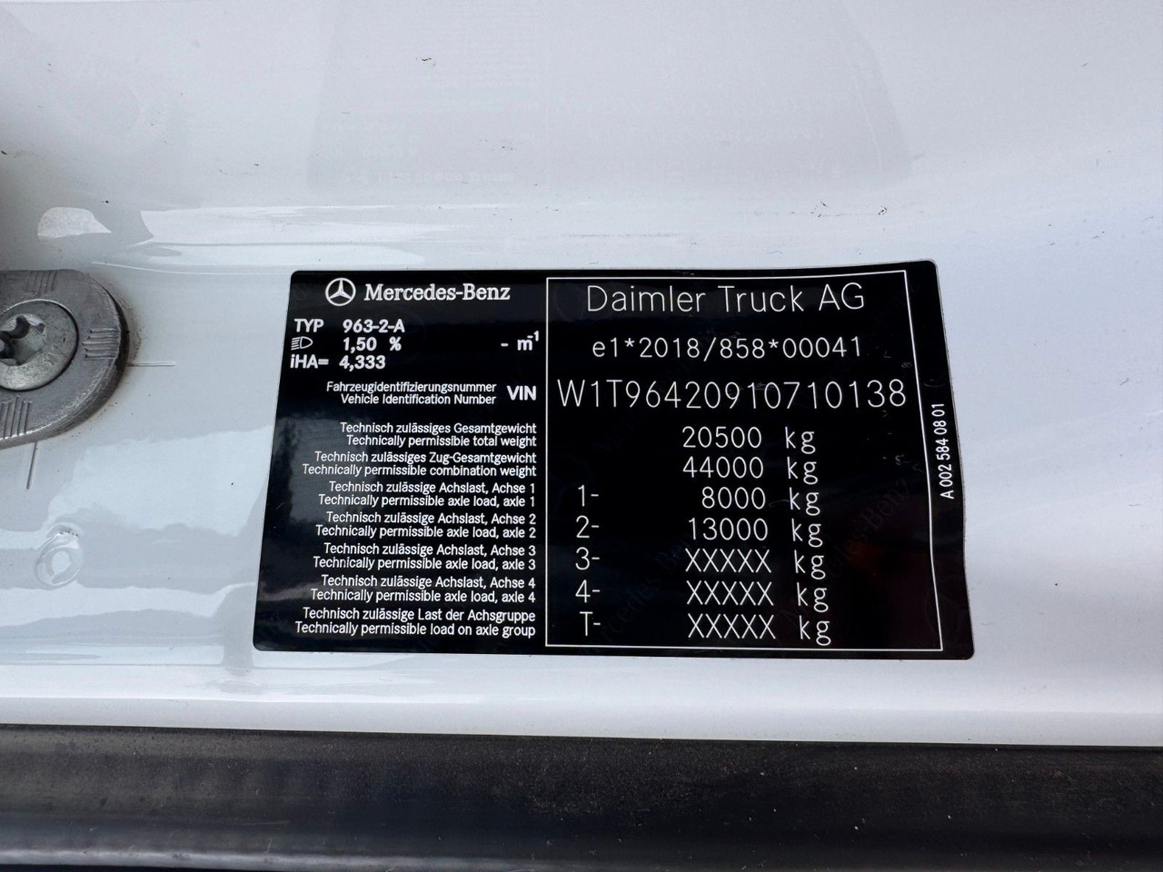 Mercedes-Benz 1840  2140 4X2 Kipper % Kran mit Funk Top Zust. - Camión volquete: foto 3 Mercedes-Benz 1840  2140 4X2 Kipper % Kran mit Funk Top Zust. - Camión volquete: foto 3