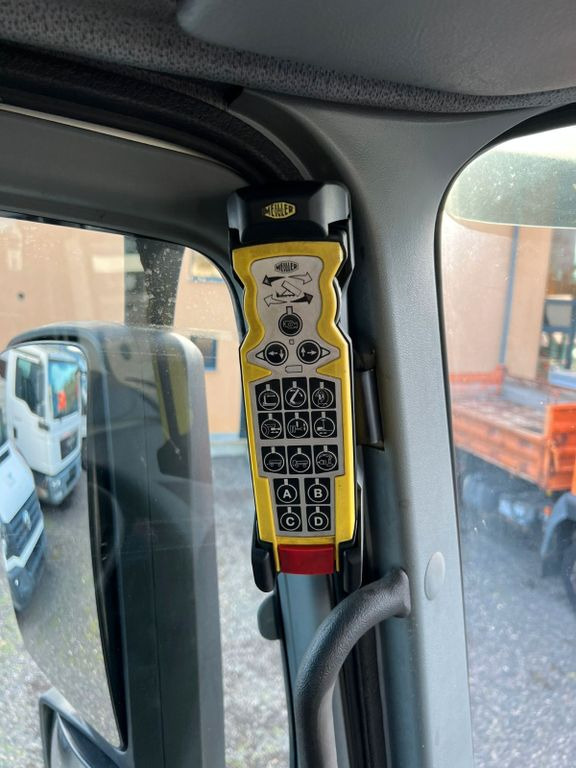 Mercedes-Benz 2541 6X2 Meiller Funk Zustand wie 200 tkm - Camión multibasculante: foto 4 Mercedes-Benz 2541 6X2 Meiller Funk Zustand wie 200 tkm - Camión multibasculante: foto 4