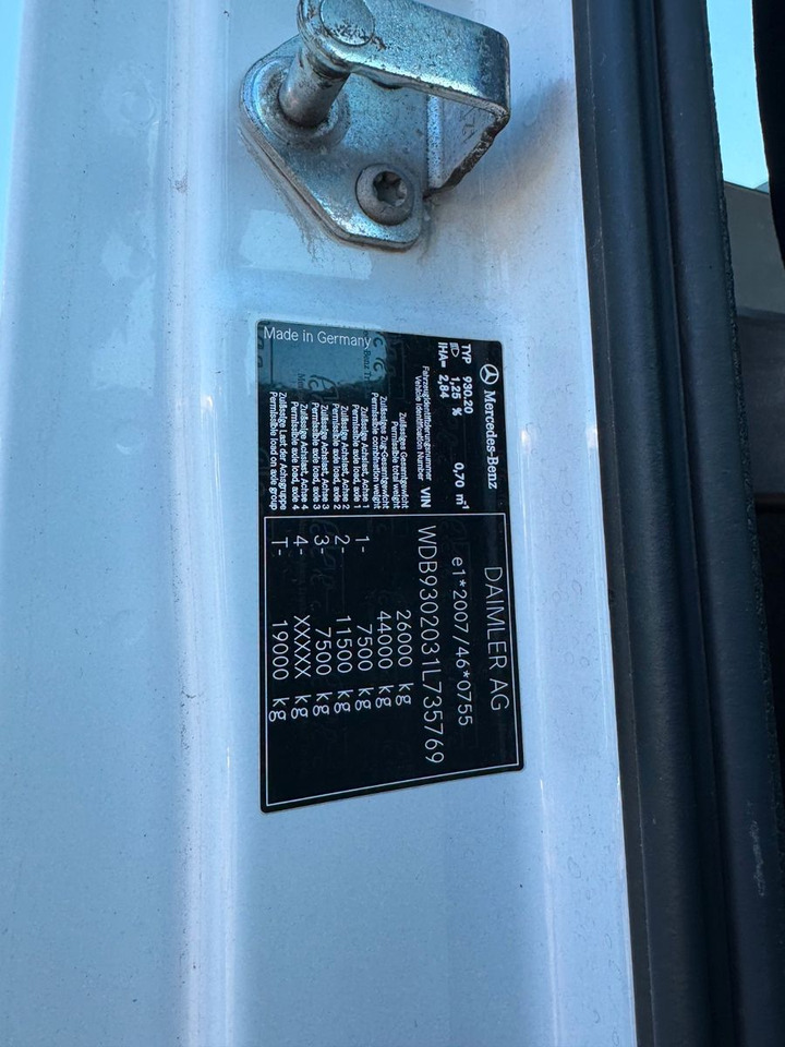 Mercedes-Benz 2546 6X2 Klima Meiller RK 20.65 - Camión multibasculante: foto 3 Mercedes-Benz 2546 6X2 Klima Meiller RK 20.65 - Camión multibasculante: foto 3