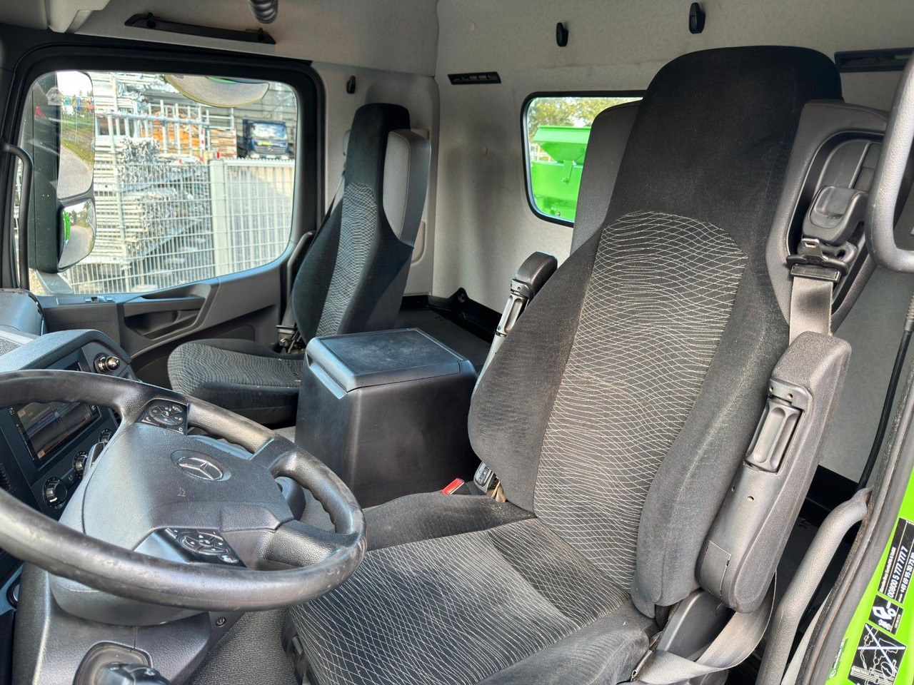 Leasing para  Mercedes-Benz 2643 6X4 Meiller 3 S. Bordmatik  Top Zustand Mercedes-Benz 2643 6X4 Meiller 3 S. Bordmatik  Top Zustand: foto 13