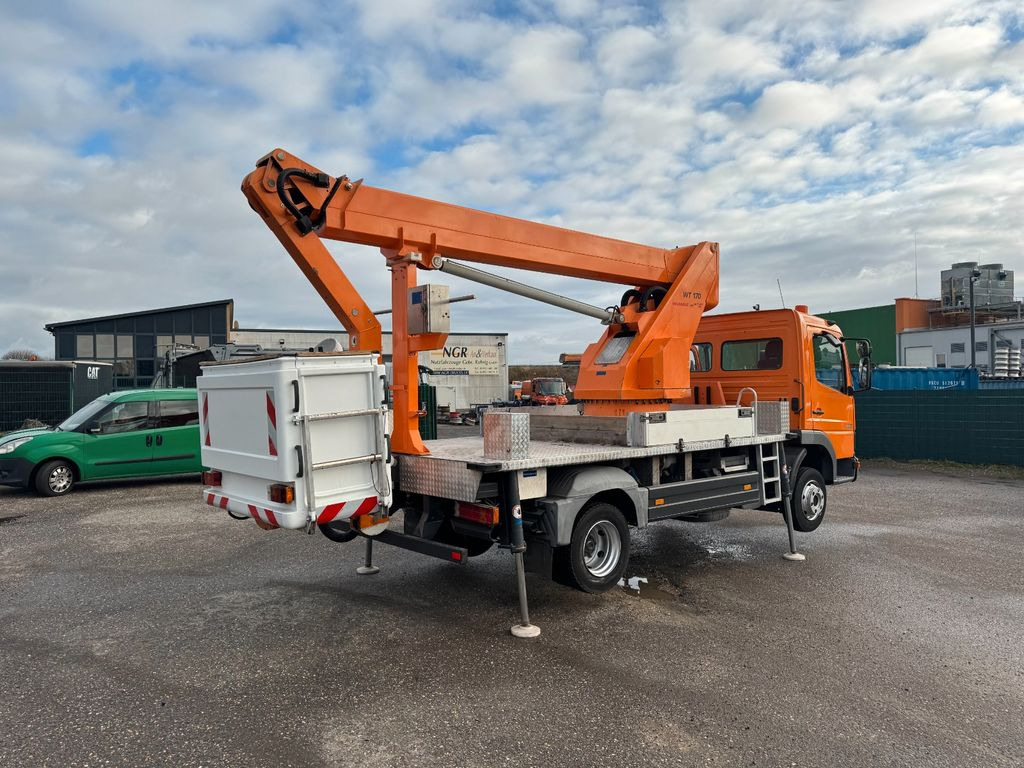 Mercedes-Benz 815 4x2 Hubarbeitsbühne Wumag 170 high 17 m - Camión con plataforma elevadora, Furgoneta: foto 3 Mercedes-Benz 815 4x2 Hubarbeitsbühne Wumag 170 high 17 m - Camión con plataforma elevadora, Furgoneta: foto 3