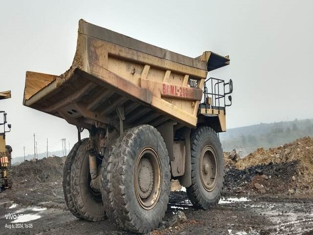 CAT 777E - Dúmper rígido: foto 3 CAT 777E - Dúmper rígido: foto 3