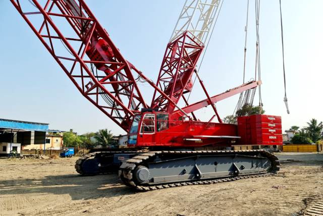 Demag CC1800-1 - Grúa sobre orugas: foto 1 Demag CC1800-1 - Grúa sobre orugas: foto 1