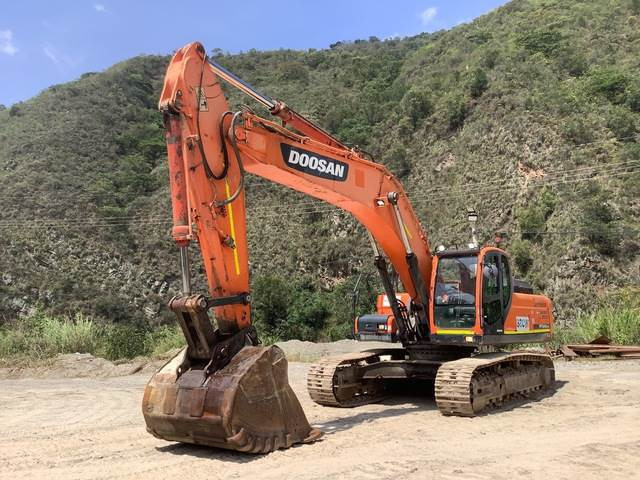 Doosan DX340LCA - Excavadora de cadenas: foto 1 Doosan DX340LCA - Excavadora de cadenas: foto 1