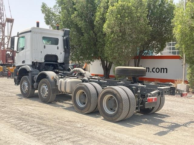 Mercedes-Benz Arocs 4240 - Camión chasis: foto 2 Mercedes-Benz Arocs 4240 - Camión chasis: foto 2