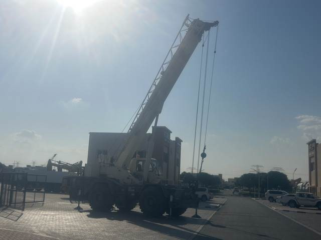 Terex RT555 - Grúa para terrenos difíciles: foto 4 Terex RT555 - Grúa para terrenos difíciles: foto 4
