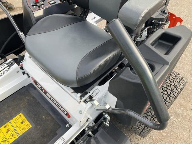 Cortacésped nuevo Bobcat ZT3000: foto 15 Cortacésped nuevo Bobcat ZT3000: foto 15