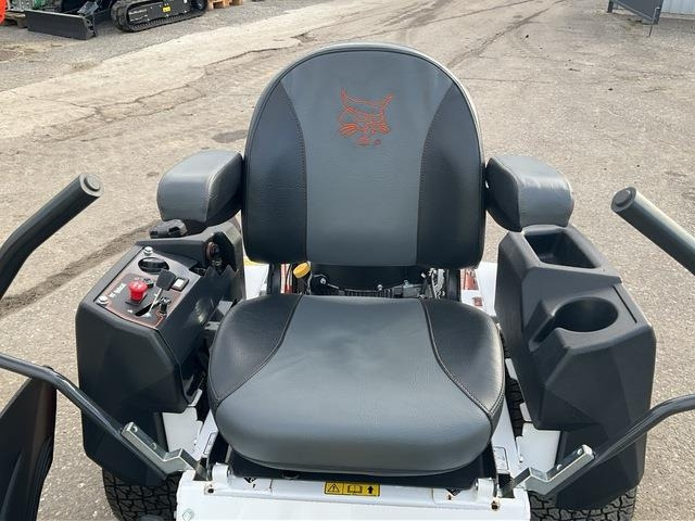 Cortacésped nuevo Bobcat ZT3000: foto 12 Cortacésped nuevo Bobcat ZT3000: foto 12