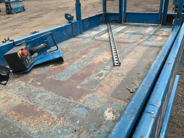 Plataforma de tijeras Genie GS3246: foto 14