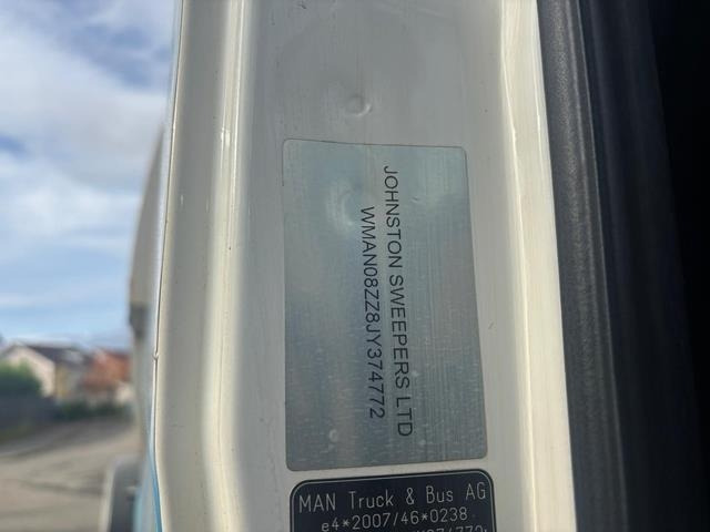 MAN TGM18.290 - Barredora vial: foto 5 MAN TGM18.290 - Barredora vial: foto 5