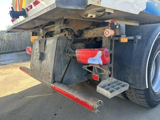 Barredora vial MAN TGM18.290: foto 13