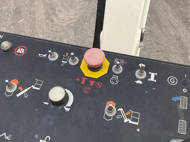 Plataforma articulada Snorkel A62VRT: foto 20 Plataforma articulada Snorkel A62VRT: foto 20