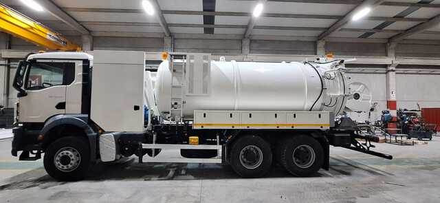 MAN TGS 33.400 Jetter - Limpieza de alcantarillado: foto 3 MAN TGS 33.400 Jetter - Limpieza de alcantarillado: foto 3