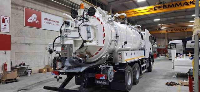 MAN TGS33.400 Jetter - Limpieza de alcantarillado: foto 3 MAN TGS33.400 Jetter - Limpieza de alcantarillado: foto 3
