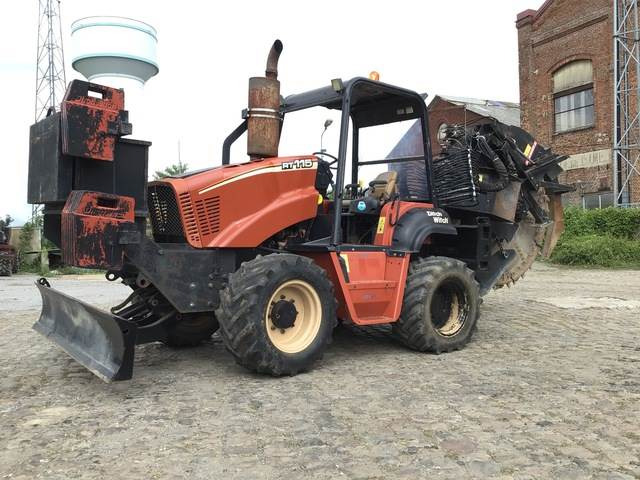 Ditch Witch RT115H - Zanjadora: foto 1 Ditch Witch RT115H - Zanjadora: foto 1