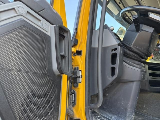 Camión grúa Renault C380: foto 16