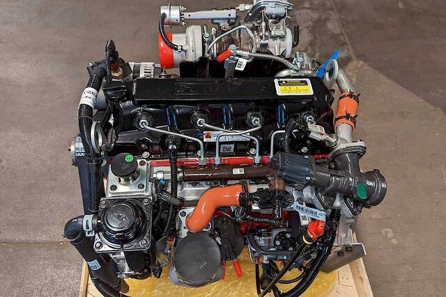 Cummins QSF3.8 97kW - Motor para Maquinaria de construcción: foto 1 Cummins QSF3.8 97kW - Motor para Maquinaria de construcción: foto 1