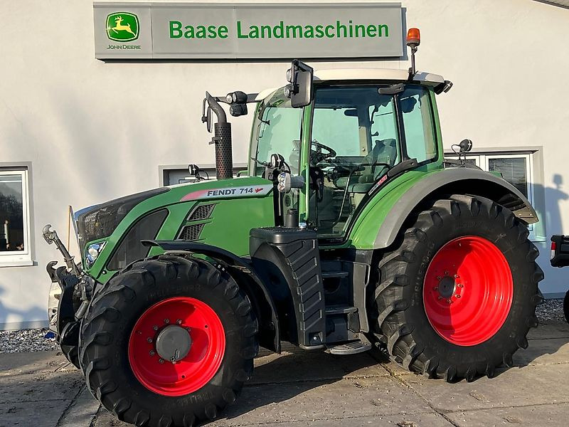 Fendt 714 Vario ProfiPlus - Tractor: foto 1 Fendt 714 Vario ProfiPlus - Tractor: foto 1