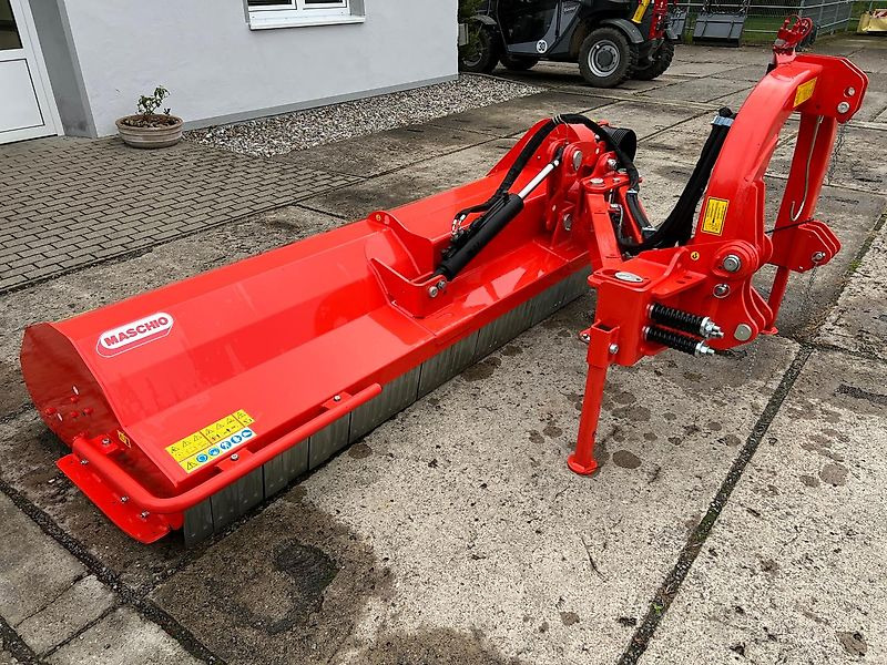Maschio Giraffa XXL 260 NEU - Desbrozadora lateral: foto 2 Maschio Giraffa XXL 260 NEU - Desbrozadora lateral: foto 2