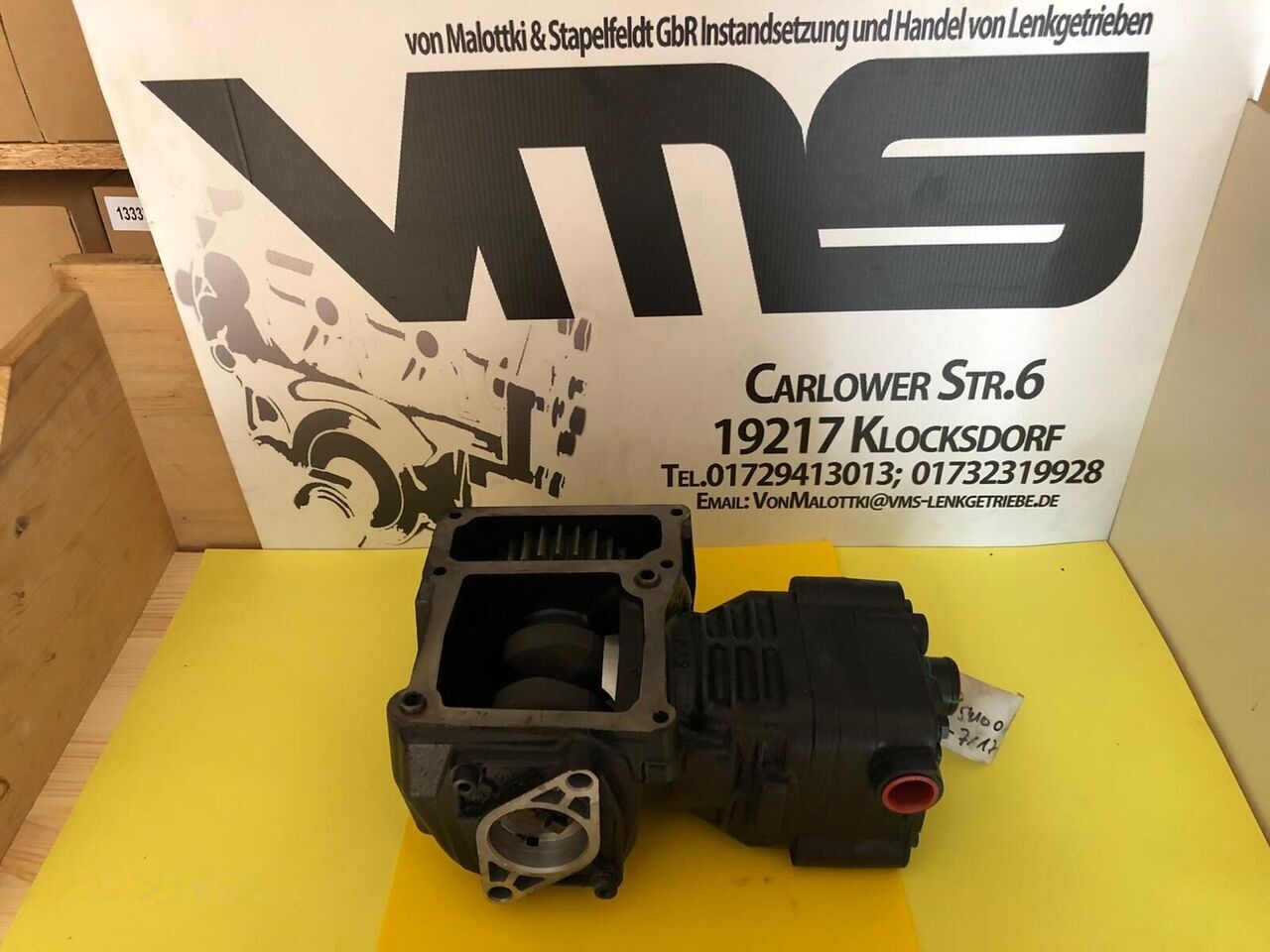 Knorr-Bremse 1 Zylinder 51541007121 MAN D-2066, D-2676 - Compresor para Camión: foto 1 Knorr-Bremse 1 Zylinder 51541007121 MAN D-2066, D-2676 - Compresor para Camión: foto 1