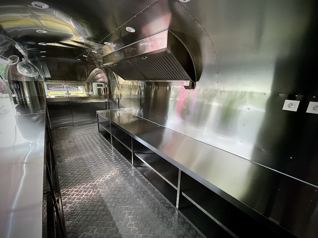 Remolque venta ambulante nuevo SHINE Spring RED: foto 10 Remolque venta ambulante nuevo SHINE Spring RED: foto 10