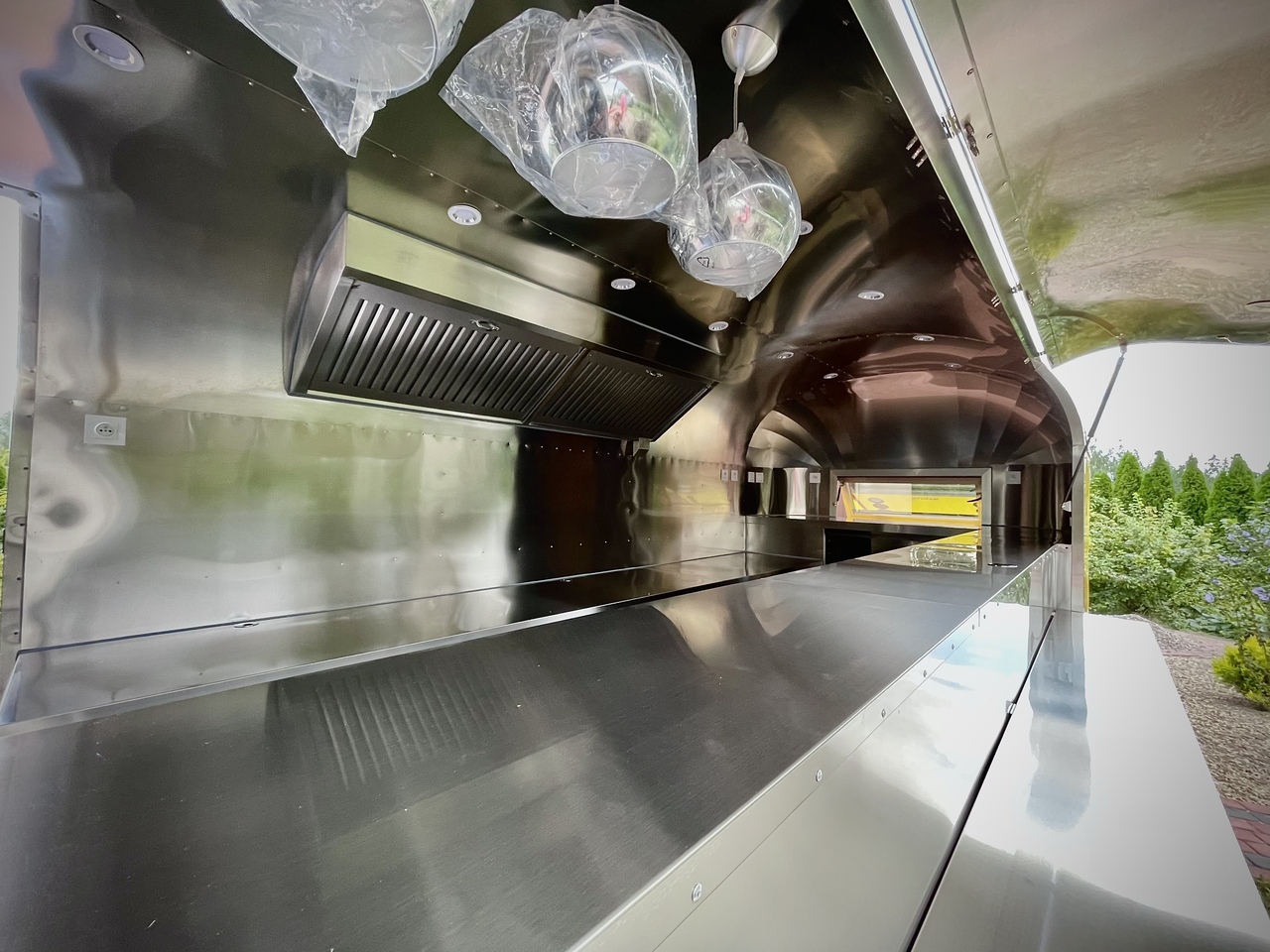 Remolque venta ambulante nuevo SHINE Spring RED: foto 8 Remolque venta ambulante nuevo SHINE Spring RED: foto 8