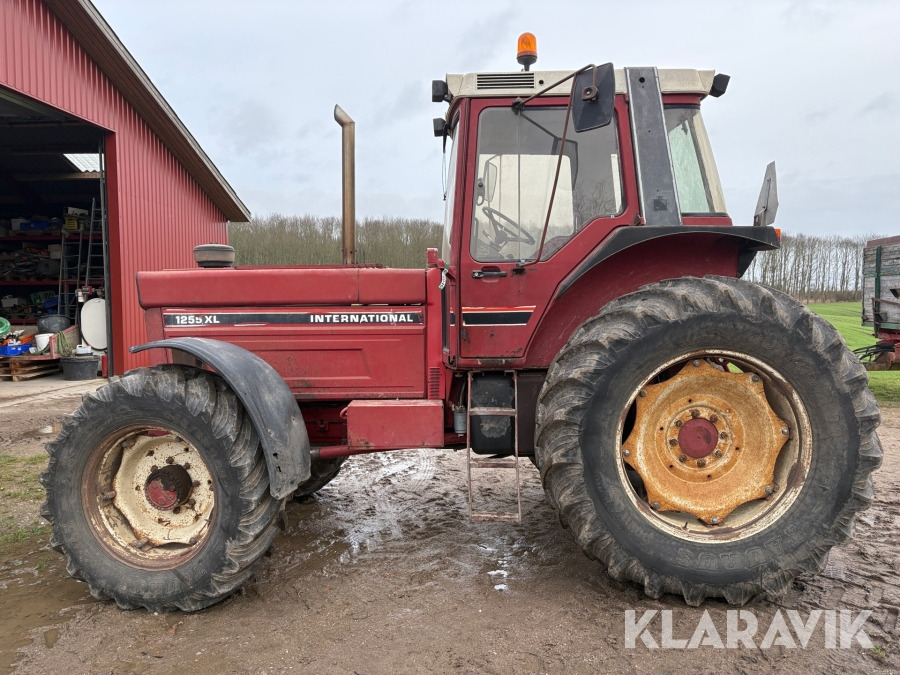 Traktor Case IH 1255 XL - Tractor: foto 5 Traktor Case IH 1255 XL - Tractor: foto 5