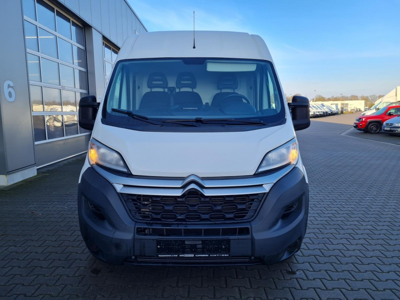 Citroen Jumper 33 Kasten L2H2 AHK KLIMA KAMERA TEMPOMAT - Furgoneta pequeña: foto 2 Citroen Jumper 33 Kasten L2H2 AHK KLIMA KAMERA TEMPOMAT - Furgoneta pequeña: foto 2