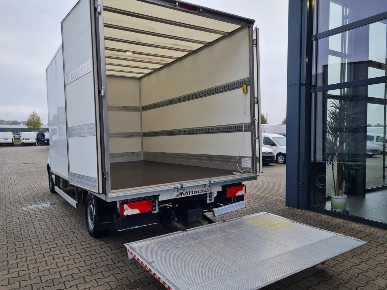 Furgoneta caja cerrada Mercedes-Benz Sprinter 315 RWD Möbel Koffer LBW KLIMA TEMPOMAT: foto 6