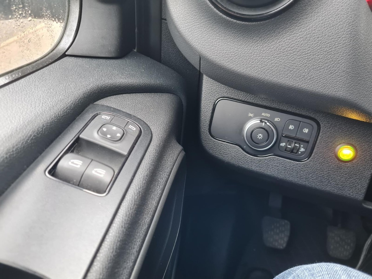 Furgoneta caja cerrada Mercedes-Benz Sprinter 315 RWD Möbel Koffer LBW KLIMA TEMPOMAT: foto 9
