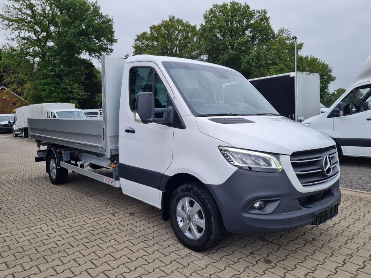 Mercedes-Benz Sprinter 317 CDI 3 Seiten kipper RWD AHK LED NAV - Furgoneta basculante: foto 5 Mercedes-Benz Sprinter 317 CDI 3 Seiten kipper RWD AHK LED NAV - Furgoneta basculante: foto 5