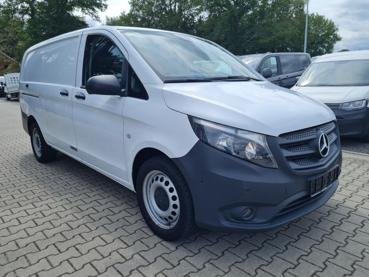 Mercedes-Benz Vito 116 Cdi Kühlkasten Stand + Fahrkühl. lang - Furgoneta frigorifica: foto 4 Mercedes-Benz Vito 116 Cdi Kühlkasten Stand + Fahrkühl. lang - Furgoneta frigorifica: foto 4