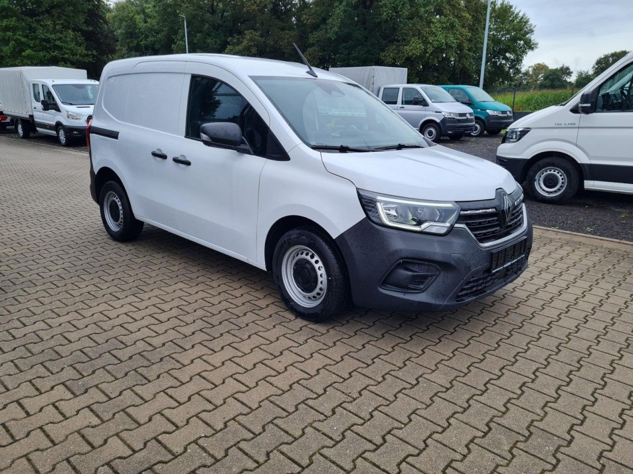 Renault Kangoo Van Kasten L1H1 TCe 1.3i KLIMA PDC TEMPOM - Furgoneta pequeña: foto 3 Renault Kangoo Van Kasten L1H1 TCe 1.3i KLIMA PDC TEMPOM - Furgoneta pequeña: foto 3