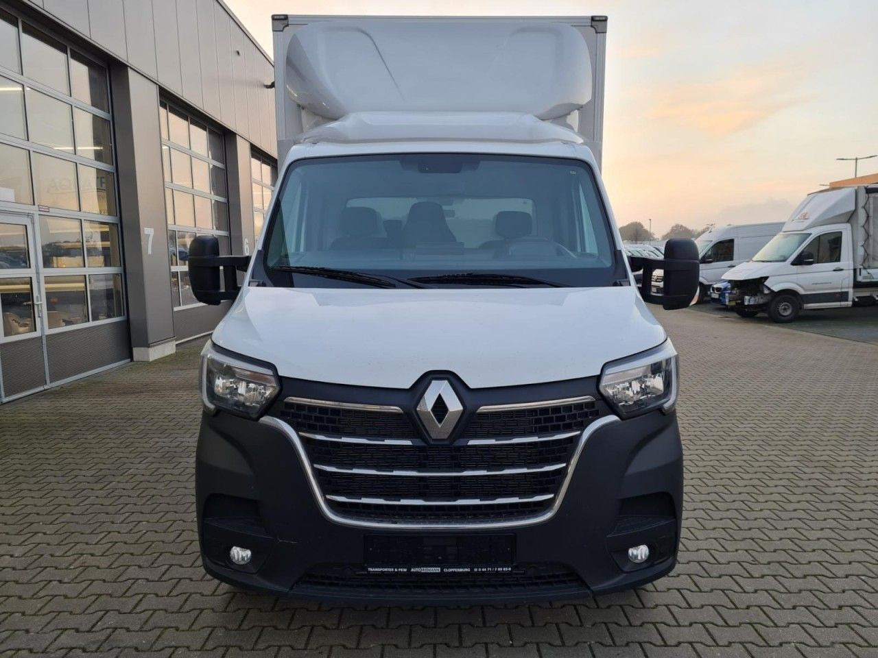 Renault Master 3.5t Möbel Koffer KLIMA LUFTFEDERUNG TEMP - Furgoneta caja cerrada: foto 2 Renault Master 3.5t Möbel Koffer KLIMA LUFTFEDERUNG TEMP - Furgoneta caja cerrada: foto 2