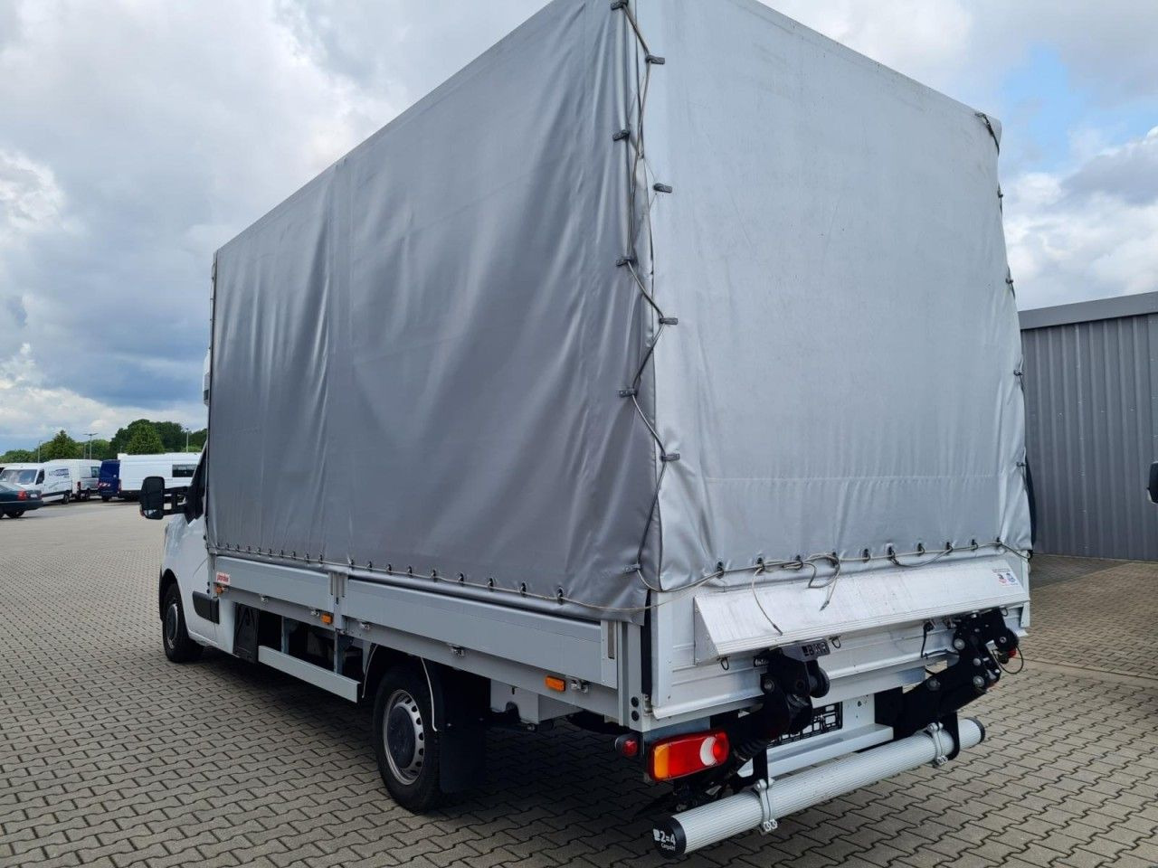Furgoneta con lona Renault Master 3,5t Pritsche dCi Plane Schlafkab. LBW: foto 7