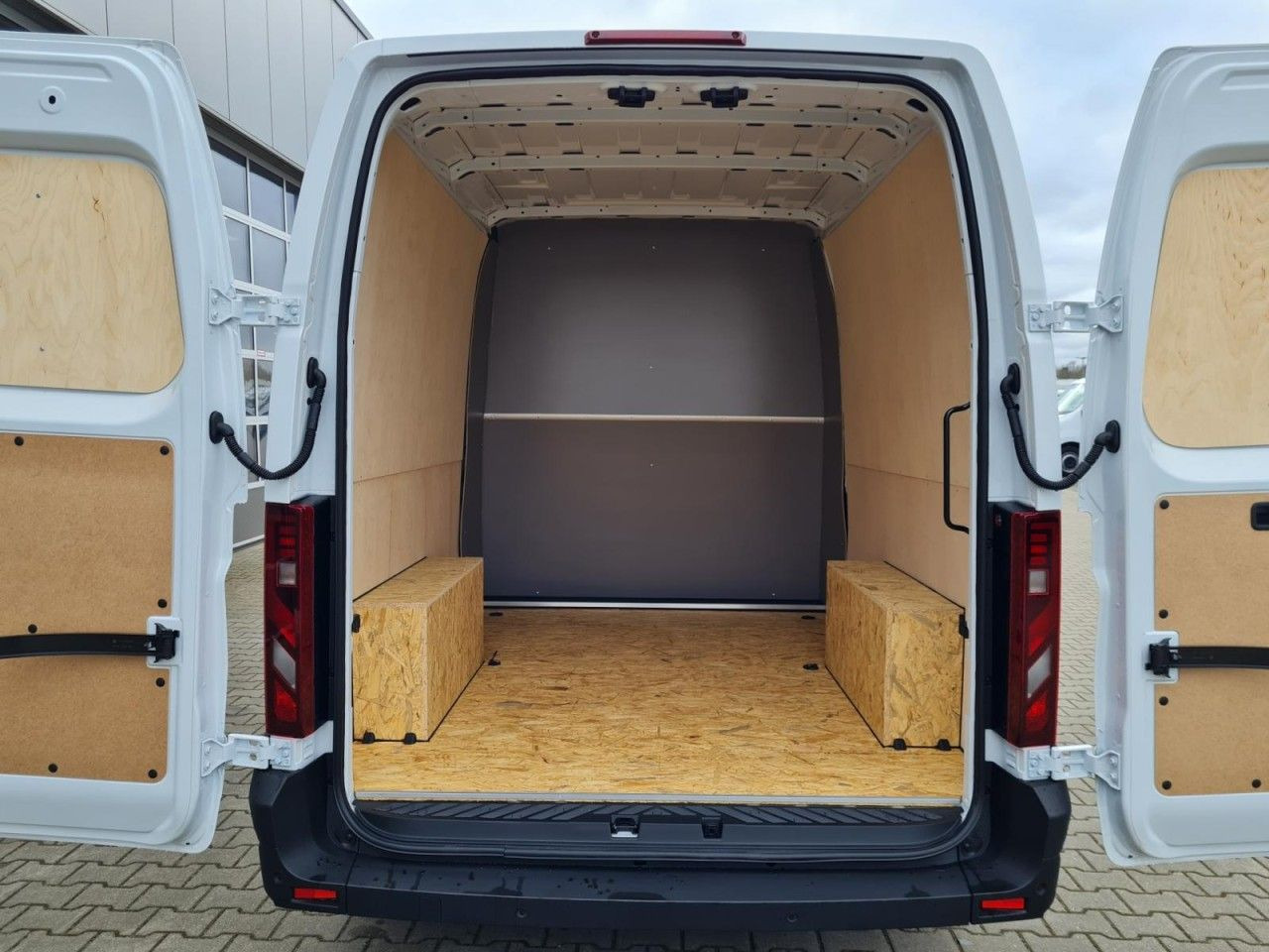 Renault Master 35 Kasten L3 Doka 7-Sitze KLIMA TEMPOMAT - Furgón, Furgoneta combi: foto 5 Renault Master 35 Kasten L3 Doka 7-Sitze KLIMA TEMPOMAT - Furgón, Furgoneta combi: foto 5