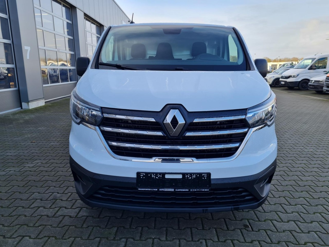 Renault Trafic Kühlkasten L2 Frischdienst 3.07 to TEMPOMAT - Furgoneta frigorifica: foto 2 Renault Trafic Kühlkasten L2 Frischdienst 3.07 to TEMPOMAT - Furgoneta frigorifica: foto 2