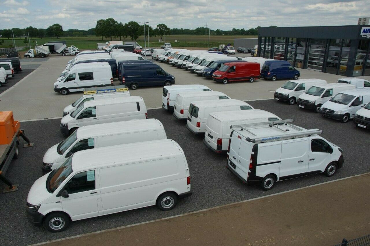 Furgón Volkswagen Crafter 35 Kasten TDI L3H3 MR Kamera Verkleidung: foto 22