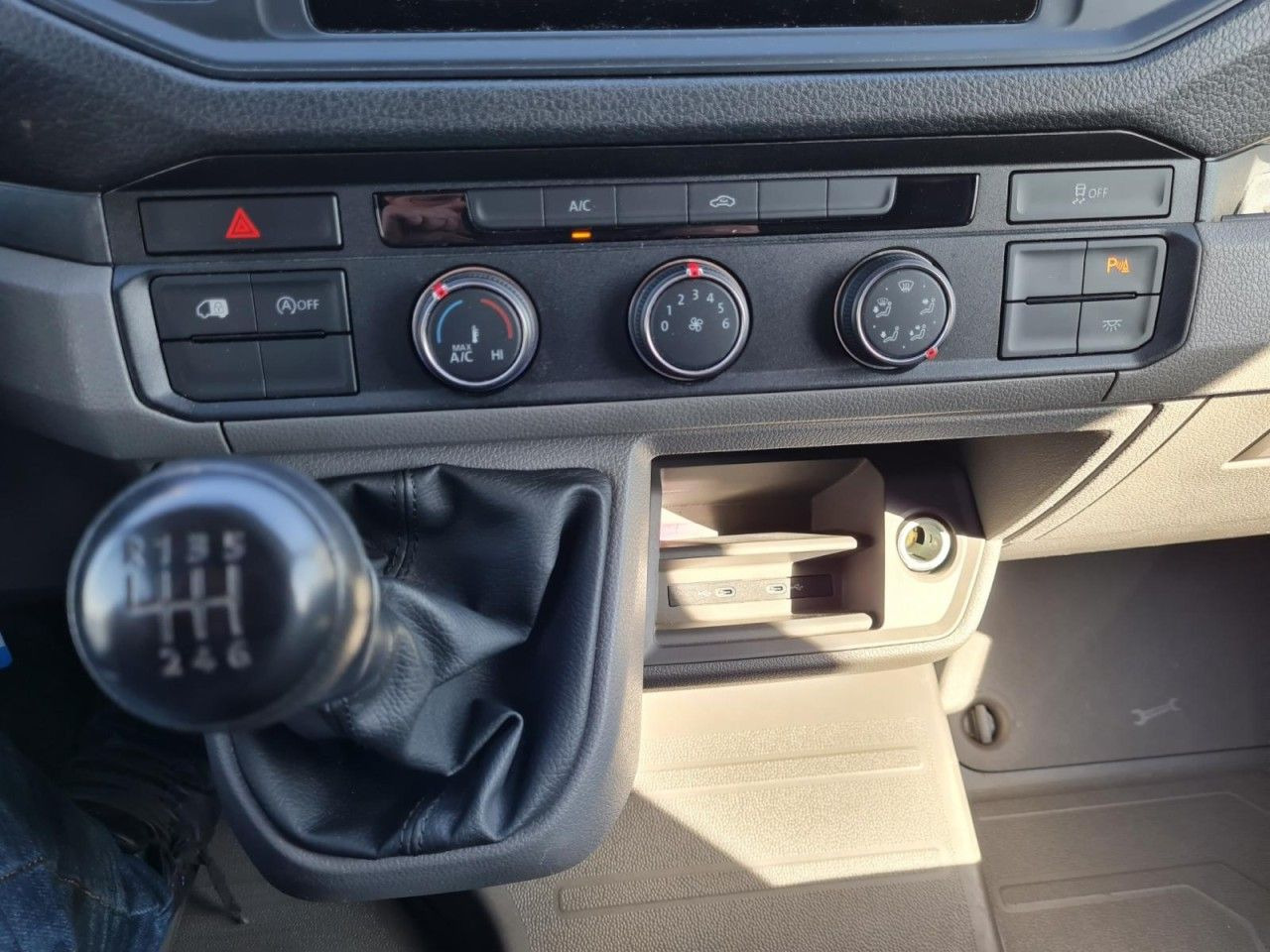 Furgón Volkswagen Crafter 35 Kasten TDI L3H3 MR Kamera Verkleidung: foto 13