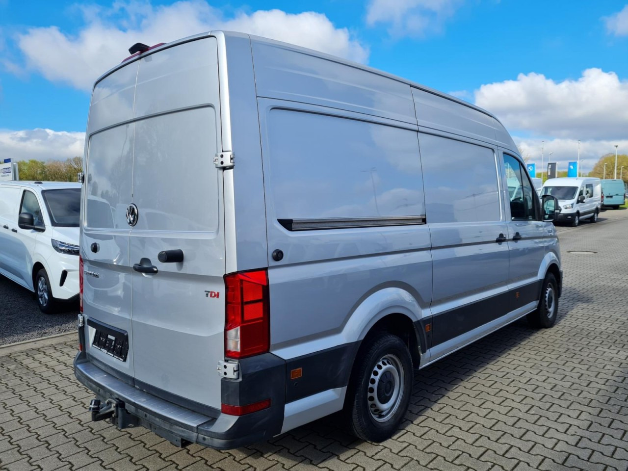 Volkswagen Crafter 35 Kasten TDI MR hoch NAVI KLIMA TEMPOMAT - Furgón: foto 4 Volkswagen Crafter 35 Kasten TDI MR hoch NAVI KLIMA TEMPOMAT - Furgón: foto 4